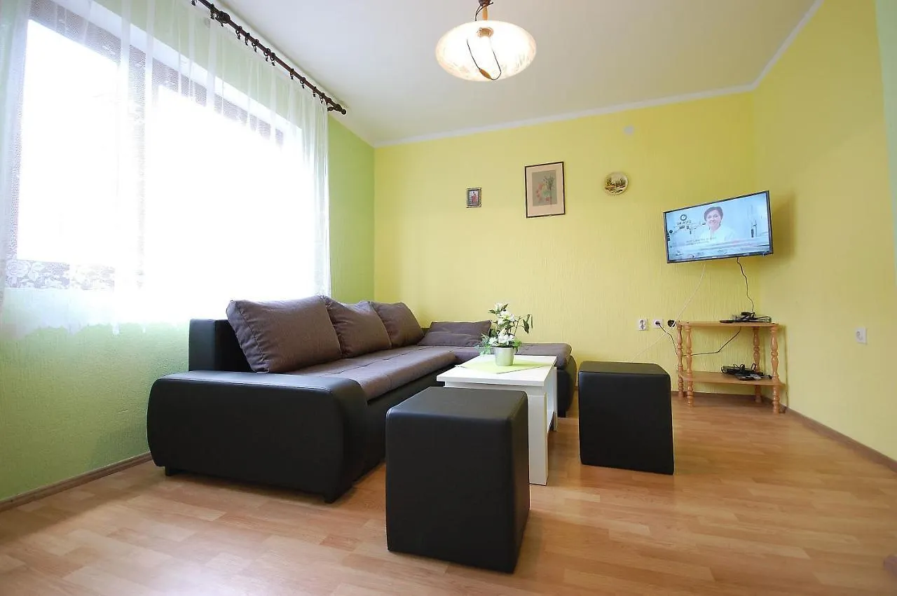 Apartment Ivan By El-Pi Tours Malinska